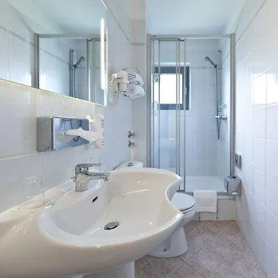 Leonardo Inn Hotel Hamburg Airport Germany