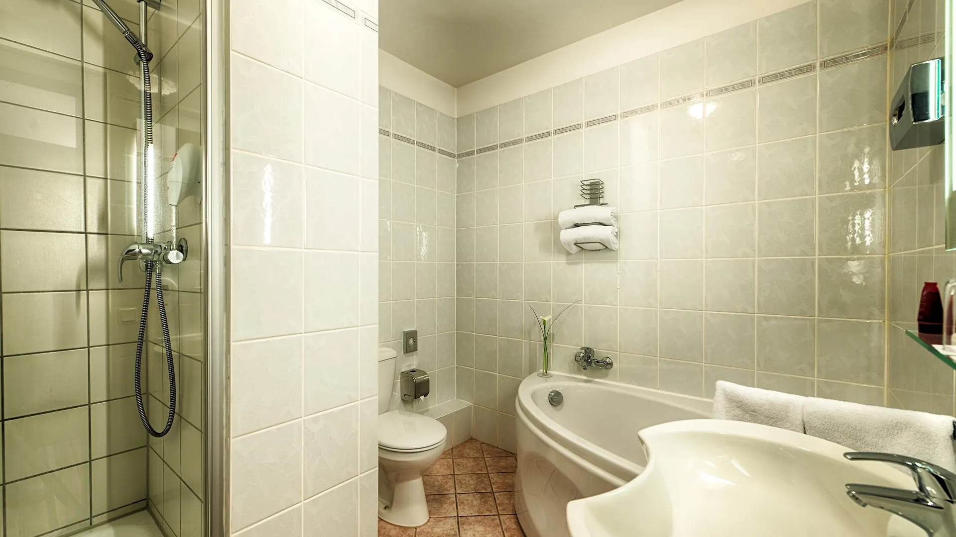 Leonardo Inn Hotel Hamburg Airport